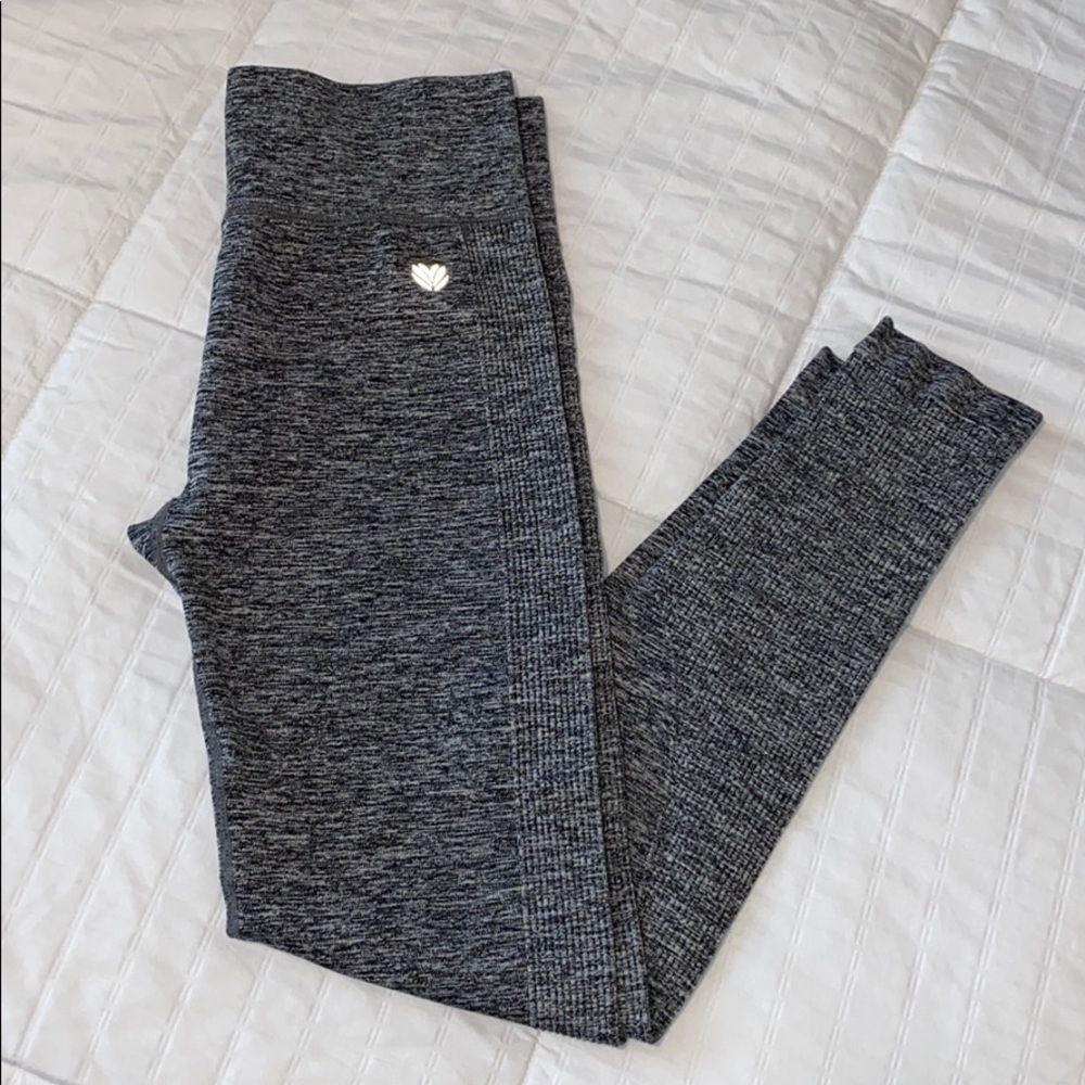 Forever 21 Grey Active Leggings